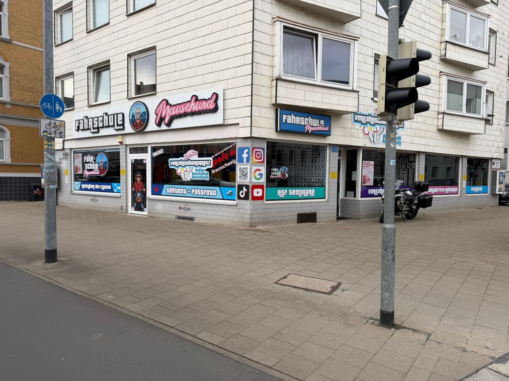 Außenansicht Fahrschule Mausehund, Celler Straße 115 Braunschweig